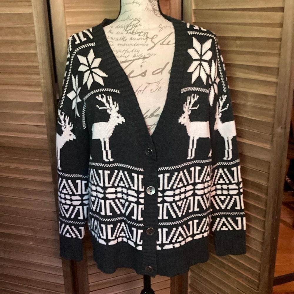 Forever21 oversized cozy white &gray sweater cardigan small great condition